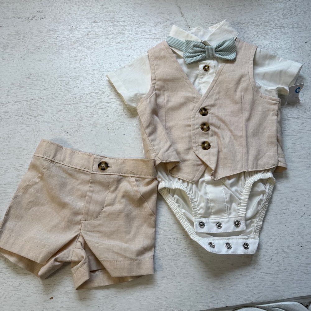 NWT Carters Formal Church Even Outfit Bow‎ Tie Vest Shorts 3 Month Cream